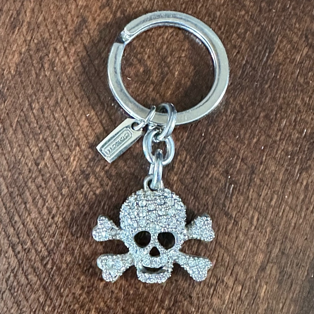Coach Pave Crystal Skull & Crossbones Keychain Fob - Picture 4 of 6